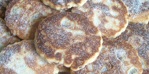 Welsh hewa cakes, photo by Caitlin