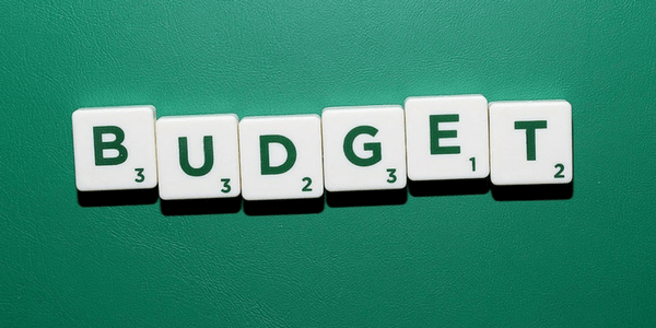 Budget, photo by CafeCredit.com