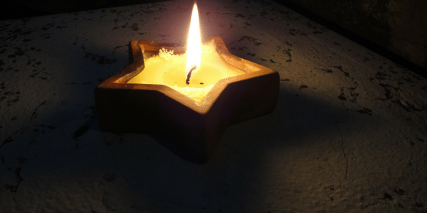 Candle by Giampi-lidweb.it (flickr)