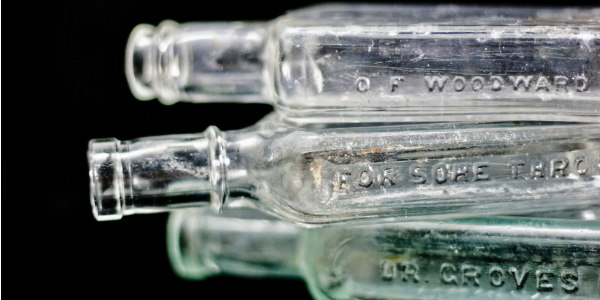 Three stacked apothecary jars, length-ways, photo by callmekato