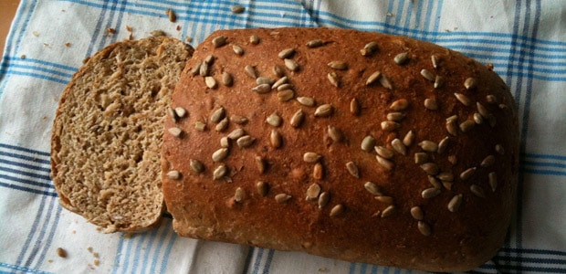 Lughnasadh: The feast of grain and berries Godel loaf, photo by Victoria Chan