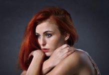 6 Reasons to Unlock Your Psychic Abilities Redhaired woman