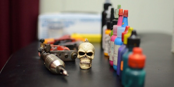 Cultural appropriation and tattoos Tattoo machine and inks, photo by diegoservelion